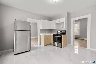 30 North Walnut Street, Waterbury, CT 06704 - Photo 6