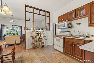 817 Thompson Road, Thompson, CT 06277 - Photo 10