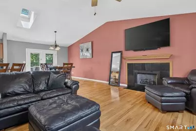 682 Milford Point Road, Milford, CT 06460 - Photo 4
