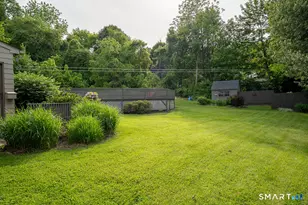 32 Lornadale Dr, Norwich, CT 06360 - Photo 36