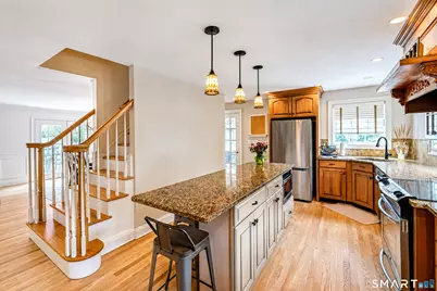 10 Westwood Road, Trumbull, CT 06611 - Photo 8