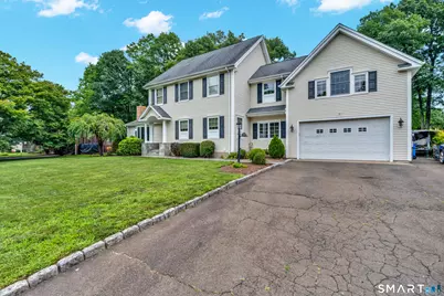 10 Westwood Road, Trumbull, CT 06611 - Photo 2