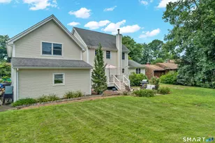 10 Westwood Rd, Trumbull, CT 06611 - Photo 32