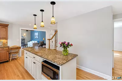 10 Westwood Road, Trumbull, CT 06611 - Photo 10