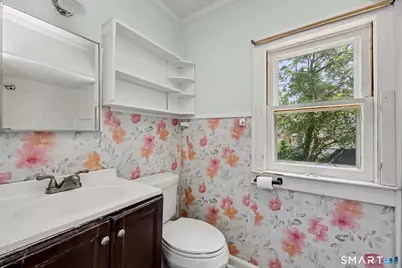 26 Victor Street, Danbury, CT 06810 - Photo 14