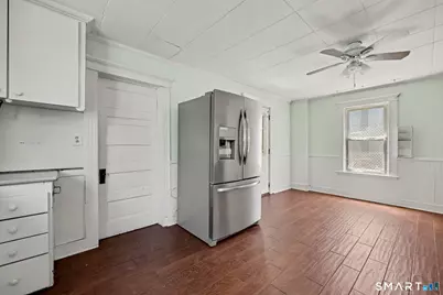 26 Victor Street, Danbury, CT 06810 - Photo 8