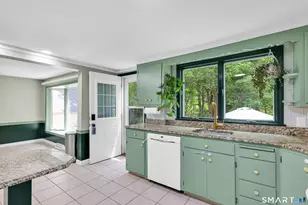 19 Stevens St, Avon, CT 06001 - Photo 6