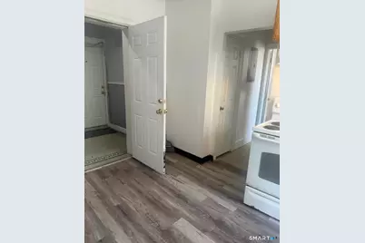 240 William Street #2F, Bridgeport, CT 06608 - Photo 1