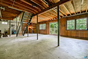 101 E Cross Rd, Stamford, CT 06907 - Photo 30
