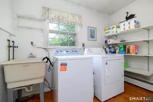101 E Cross Rd, Stamford, CT 06907 - Photo 16