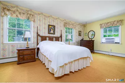 101 East Cross Road, Stamford, CT 06907 - Photo 22