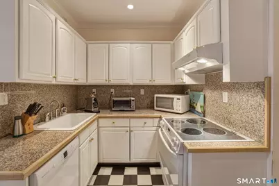 445 Orange Street, New Haven, CT 06511 - Photo 18