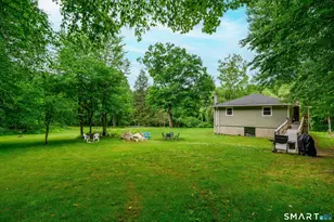 11 Hammond Rd, New Fairfield, CT 06812 - Photo 30