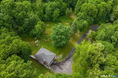 11 Hammond Road, New Fairfield, CT 06812 - Photo 6