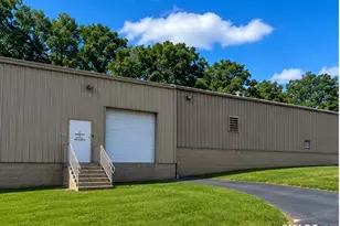 15 Container Dr, Plymouth, CT 06786 - Photo 2
