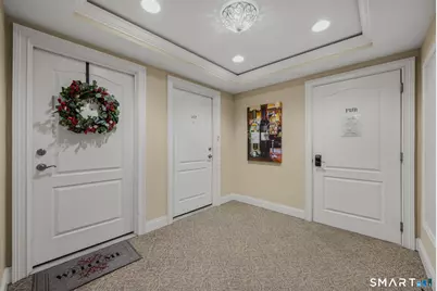 461 Bank Street #402, New London, CT 06320 - Photo 2
