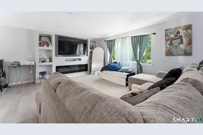 224 Benefit Street, Waterbury, CT 06704 - Photo 10