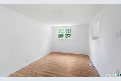 20 Fulton Drive, New Fairfield, CT 06812 - Photo 10