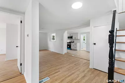 20 Fulton Drive, New Fairfield, CT 06812 - Photo 12