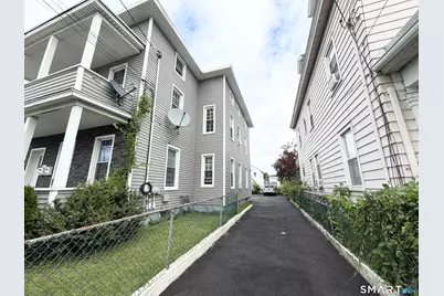 616 Noble Avenue, Bridgeport, CT 06608 - Photo 2
