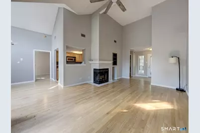 183 Carriage Crossing Lane #183, Middletown, CT 06457 - Photo 6