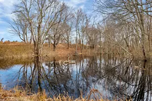 5 Farm Mdw Rd, East Lyme, CT 06333 - Photo 8