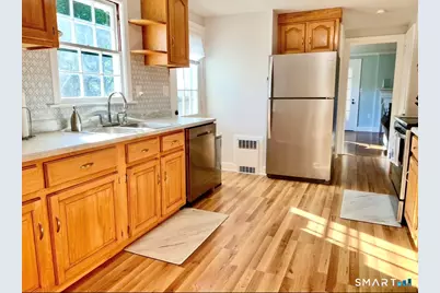 729 Lovely Street, Avon, CT 06001 - Photo 8