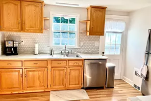 729 Lovely St, Avon, CT 06001 - Photo 6