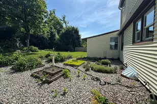 113 Hawkins St, Killingly, CT 06241 - Photo 22