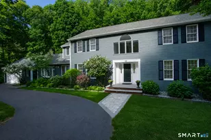 45 Wyngate, Simsbury, CT 06070 - Photo 2