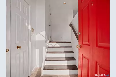 197 Sheephill Road #C, Greenwich, CT 06878 - Photo 2