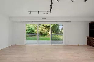 197 Sheep Hill Rd, Greenwich, CT 06878 - Photo 24
