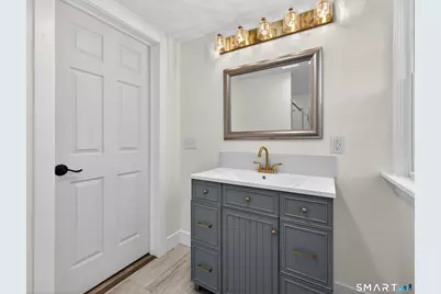 380 Main Street, Meriden, CT 06451 - Photo 28