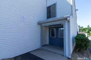 18 Hamre Ln, Branford, CT 06405 - Photo 4
