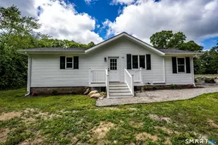 115 Shore Dr, Haddam, CT 06441 - Photo 1