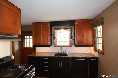 235 Summit Street, Manchester, CT 06042 - Photo 10