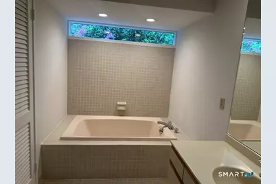 18 Heritage Crest #D, Southbury, CT 06488 - Photo 12
