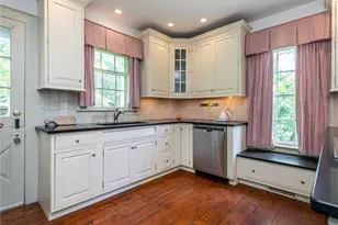 103 Litchfield Rd, Morris, CT 06763 - Photo 2