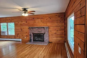 698 Leetes Island Rd, Branford, CT 06405 - Photo 10