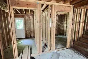 146 S Main St, Manchester, CT 06040 - Photo 8