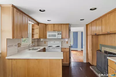 62 Highland Street, Wethersfield, CT 06109 - Photo 18