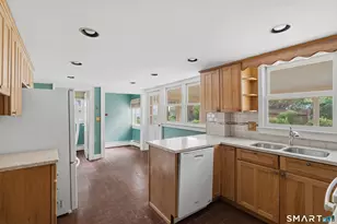 62 Highland St, Wethersfield, CT 06109 - Photo 20
