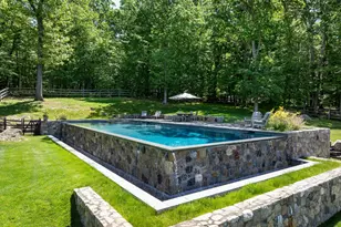 240 Umpawaug Rd, Redding, CT 06896 - Photo 6