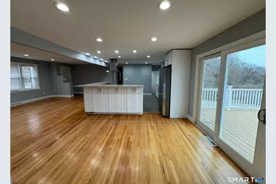 16 Wedgewood Drive, Woodbridge, CT 06525 - Photo 2