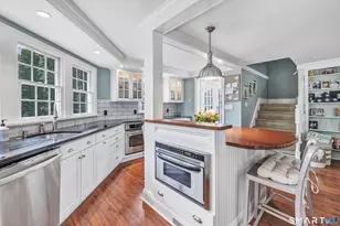 38 James St, Fairfield, CT 06824 - Photo 10