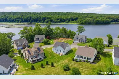 100 Silver Island Way, Berlin, CT 06037 - Photo 2