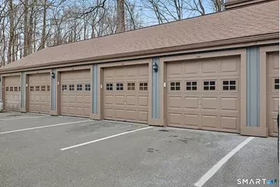 156 Heatherwood Drive #156, Brookfield, CT 06804 - Photo 4