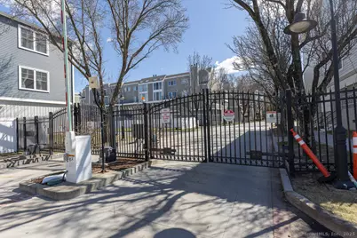 300 Harbour Close #34-B, New Haven, CT 06519 - Photo 4