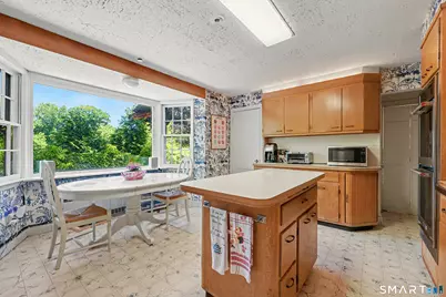 406 Harbor Road, Fairfield, CT 06890 - Photo 18
