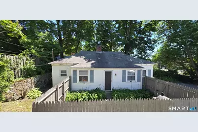 7 Broad Street, Norwich, CT 06360 - Photo 16